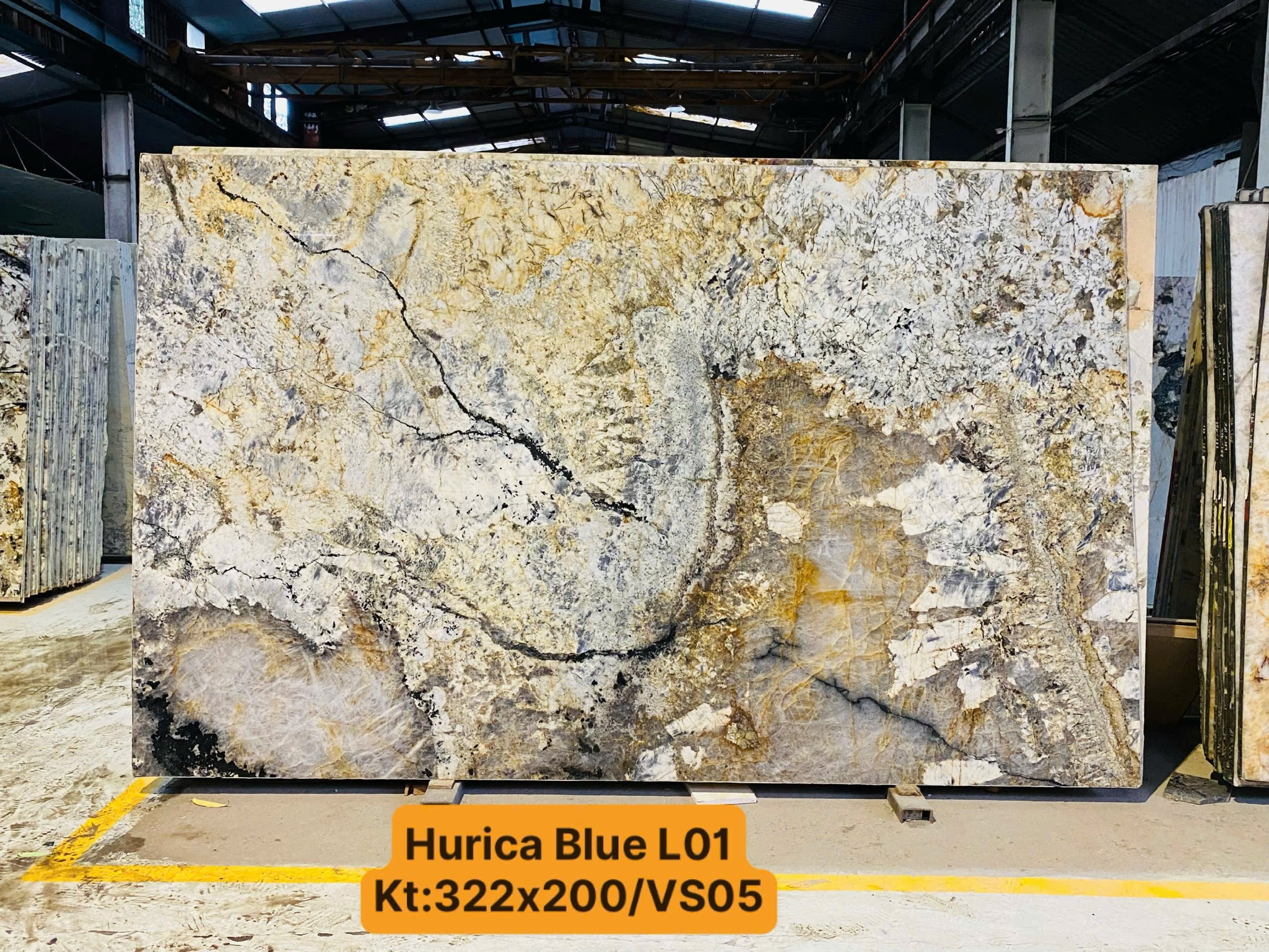 Tranh đá Hurricane Thạch Anh ấn tượng